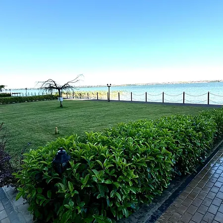 Viva Solid House * Mamaia